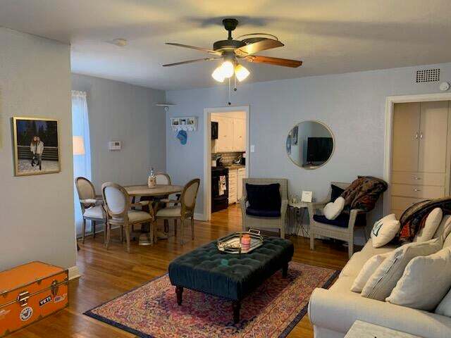 Foto del edificio - 2807 Elgin Ave