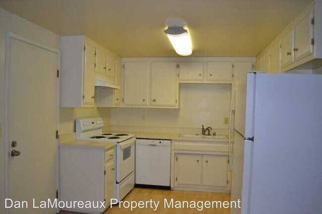 Building Photo - 539-539 Scripps Dr