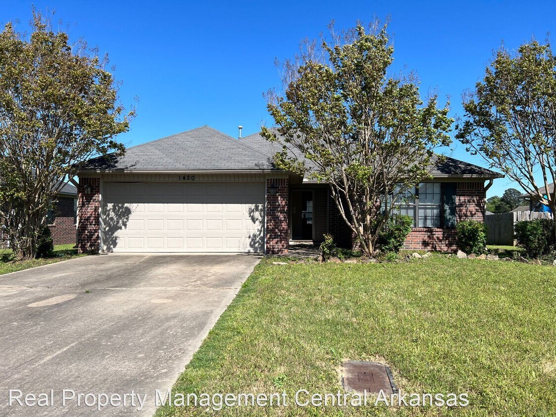 Primary Photo - 3 br, 2 bath House - 1420 Ola St.