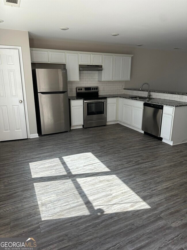 4454 Pinscher St, Union City, GA 30291 Townhome Rentals in Union City