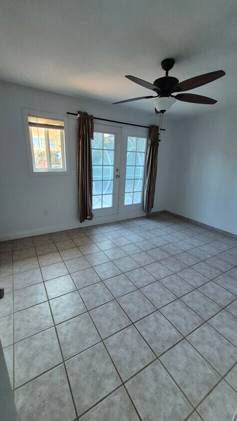 Building Photo - 15131 Oro Grande St