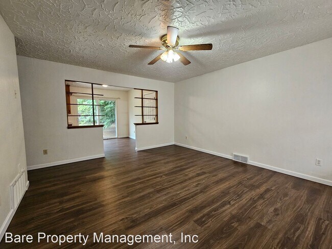 Building Photo - 3 br, 1 bath House - 912 Barbour Avenue