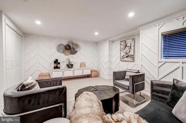 Foto del edificio - 1720 St Paul St