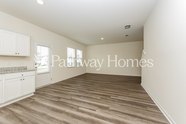 Foto del edificio - 1071 Large Poppy Dr