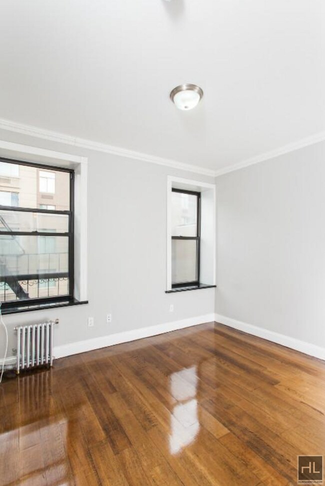 Foto del edificio - East 100th Street