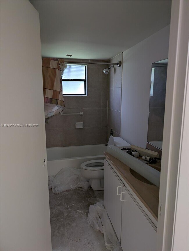 Foto del edificio - 7955 SW 86th St
