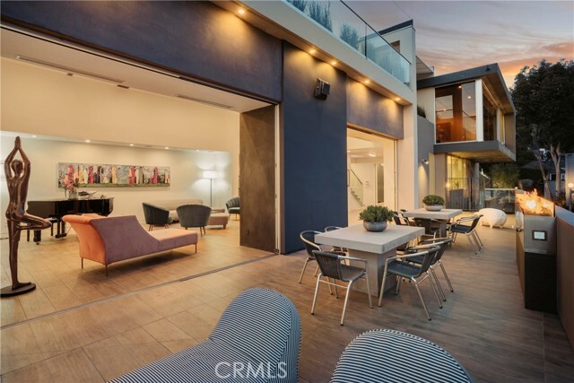 Foto del edificio - 1489 Stebbins Terrace
