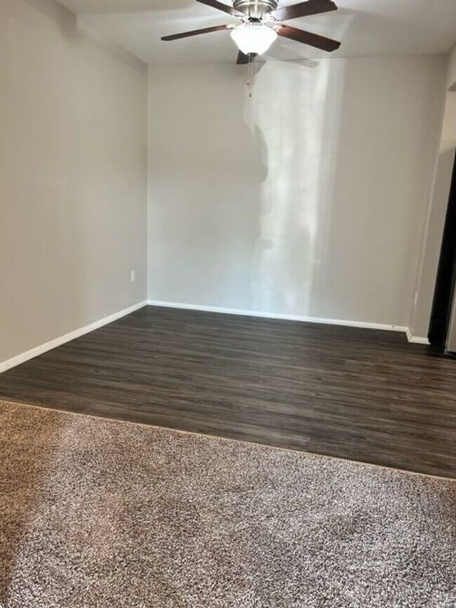 Foto del edificio - 109 Scarborough Ct I4 Chesterton, IN 46304