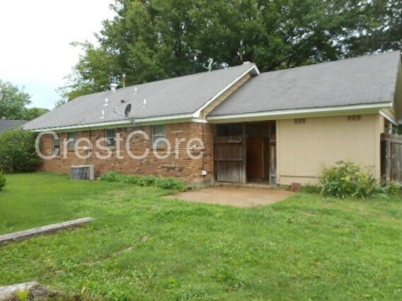 Building Photo - 6911 Clover Hill Cv