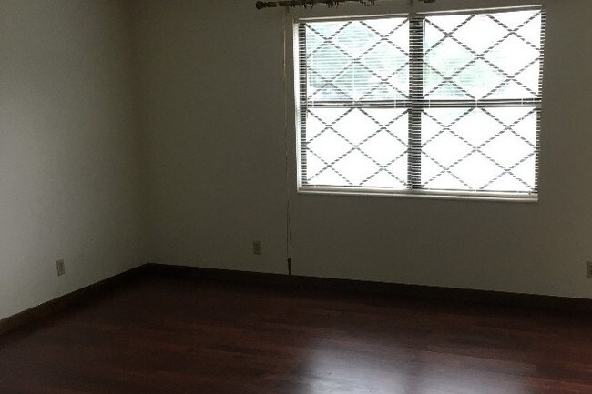 Sala de estar - 507 E Cottage Ave