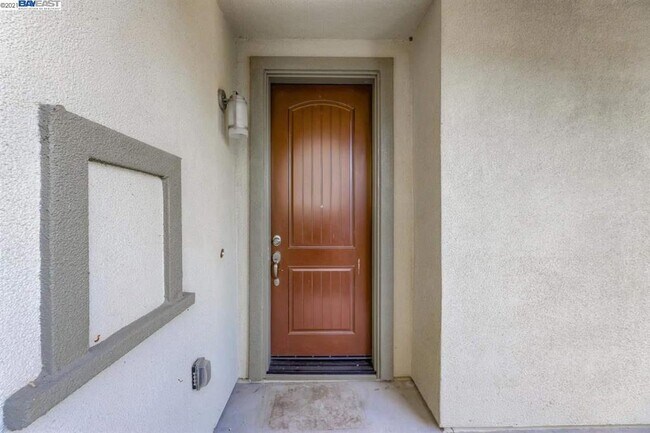 Foto del edificio - 18517 Admiral Way