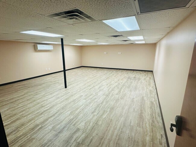 Foto del edificio - 2307 Bandera Rd
