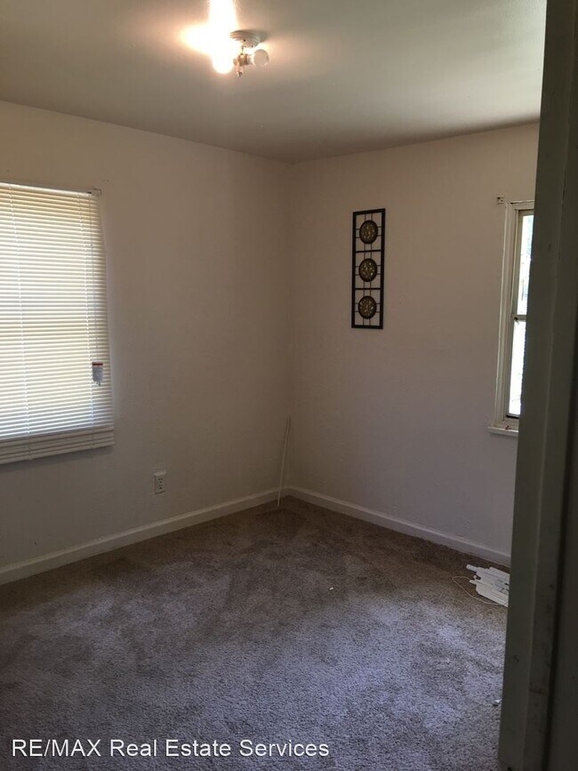 Building Photo - 3 br, 1 bath House - 2967 Grassmere