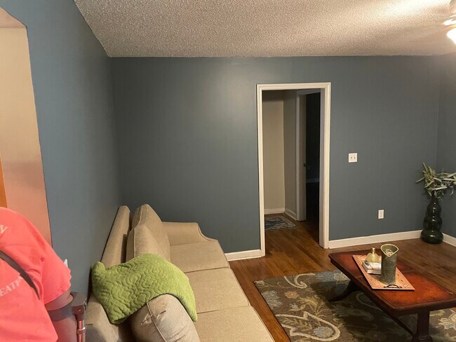 Foto del edificio - 1107 N Redding St