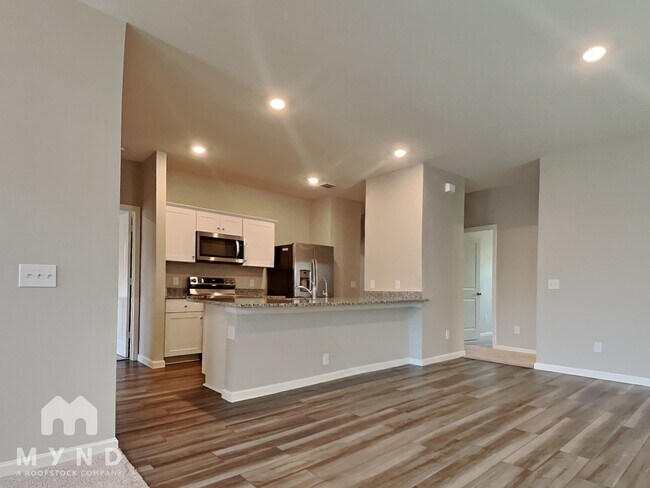 Foto del edificio - 1016 Lacebark Pne Ln