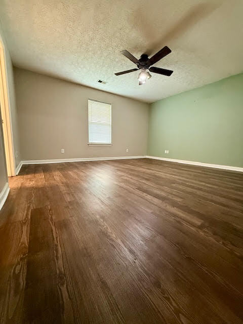 Dormitorio principal - 516 Dabney Dr