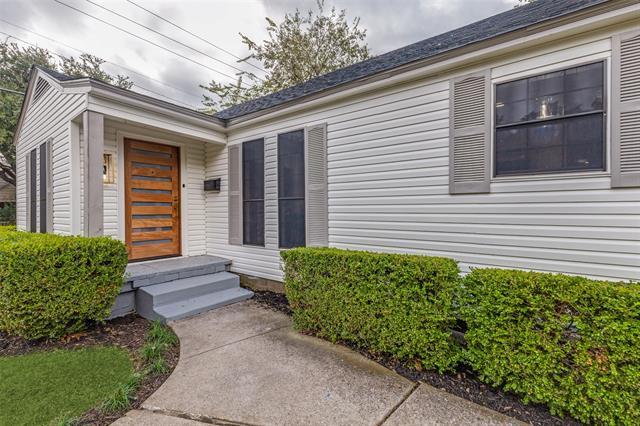 Foto del edificio - 5848 Kenwood Ave