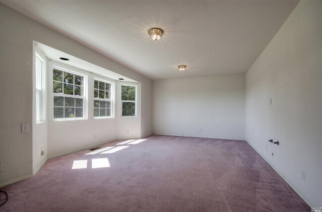 Building Photo - 906 Mustang Ct