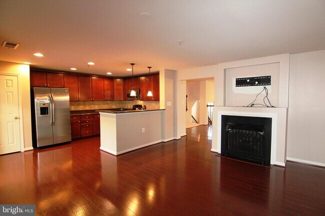 Foto del edificio - 14301 Brushwood Way