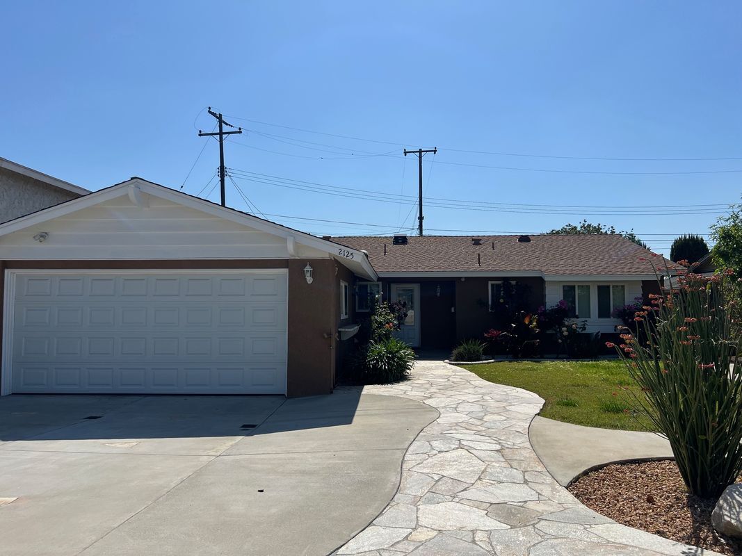 Foto principal - 2125 Edmore Ave