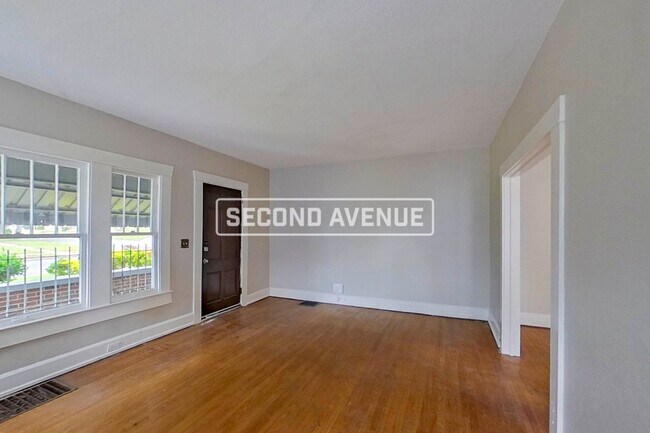 Building Photo - 4105 Avenue Q