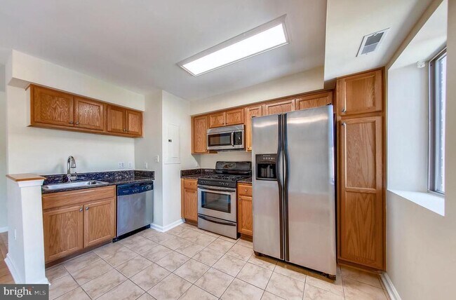 Foto del edificio - 4116 Ames St NE