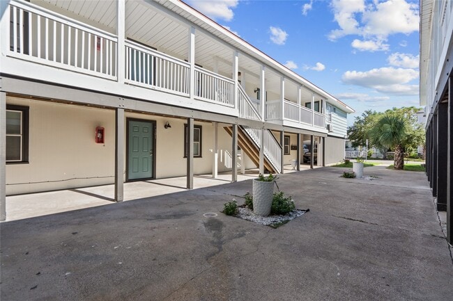 Foto del edificio - 918 Winnie St