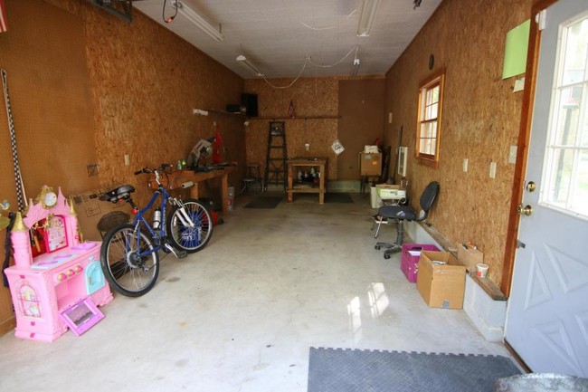Building Photo - 759 Gunter Rd
