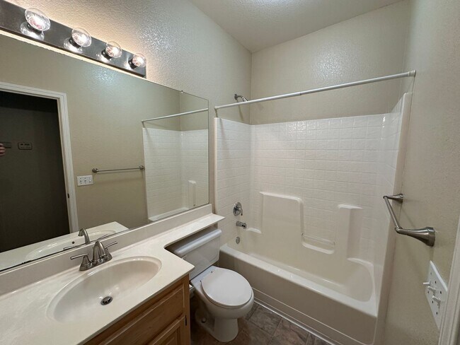 Building Photo - 1630 Fathom Pl - W Sacramento - 95691