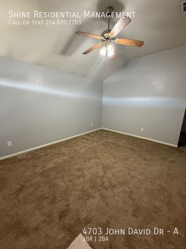 Building Photo - 4703 John David Dr