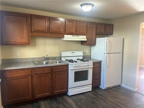 Building Photo - 129 S Collingwood Ave