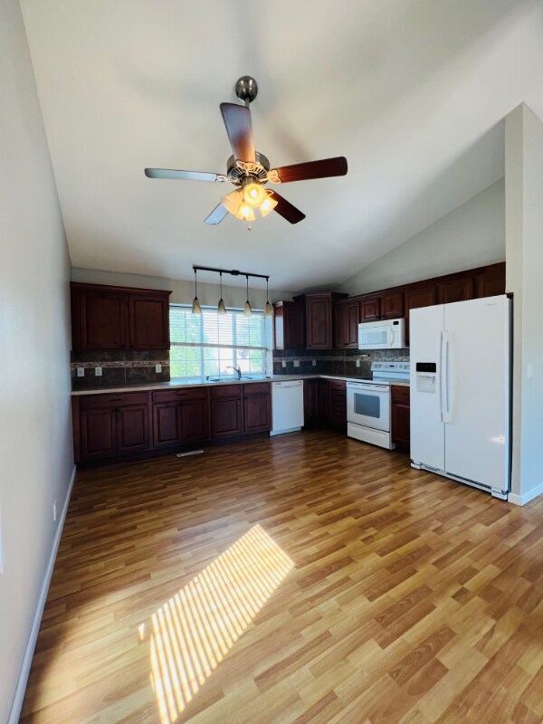 Building Photo - 17029 Sprague St