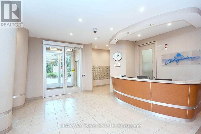 Building Photo - 50 Kingsbridge Garden Cir