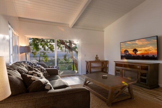 Sala de estar - Channel View Apartments