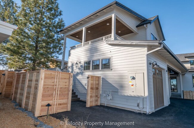 Building Photo - Brand New 1 Bedroom in Discovery West Neig...