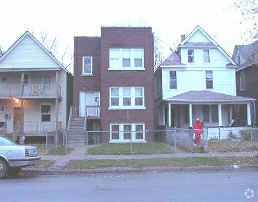 Building Photo - 15229 Center Ave