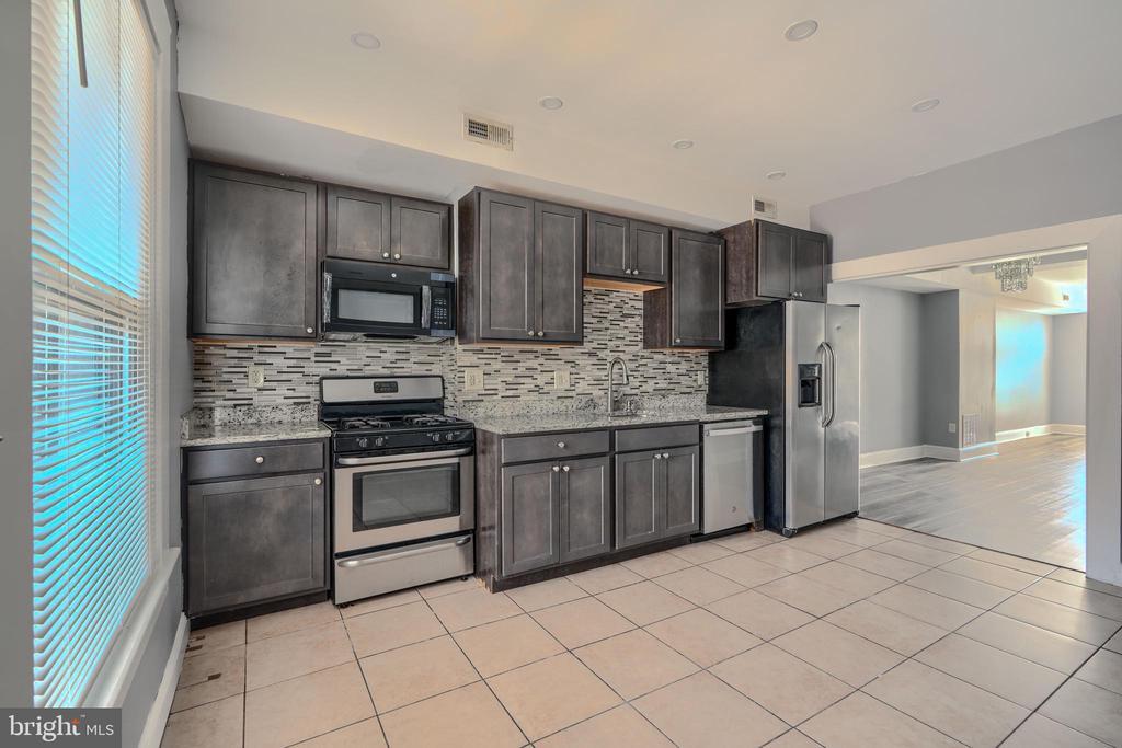 Foto principal - 709 N Linwood Ave