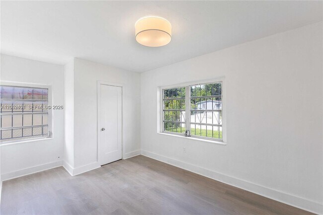 Foto del edificio - 8031 NW 12th Ct