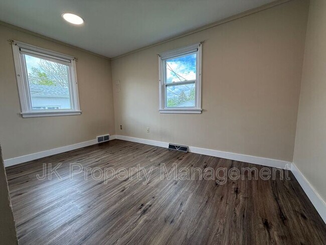 Foto del edificio - 3005 7th Ave N