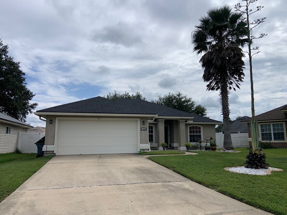 Primary Photo - Charming 3-Bed, 2-Bath Home with Upgrades ...