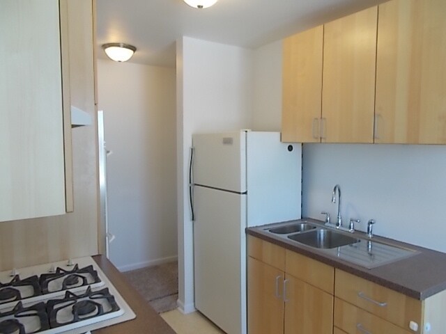 Foto del edificio - 7444 Oliver Ave S