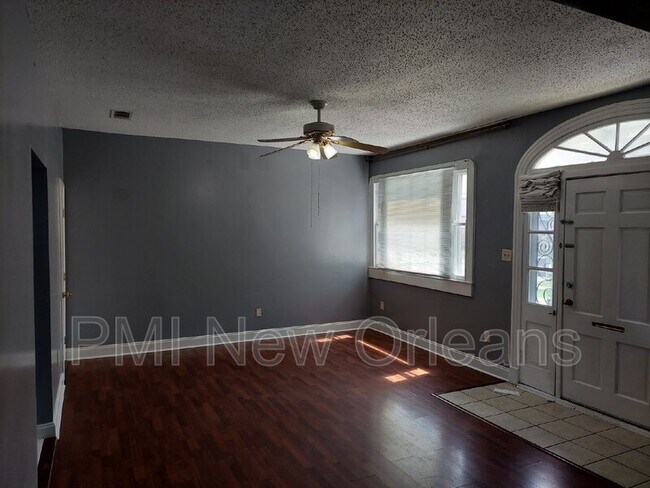 Building Photo - 4023 Baudin St