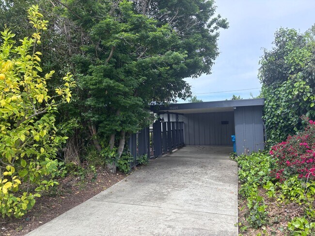 Foto del edificio - CUPERTINO-charming Eichler house for rent in the heart of Cupertino