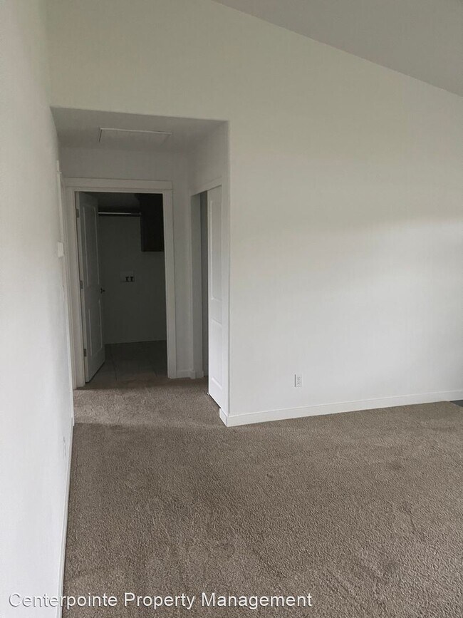 3 br, 2 bath House 751 Robert Lavern St House Rental in Sutherlin