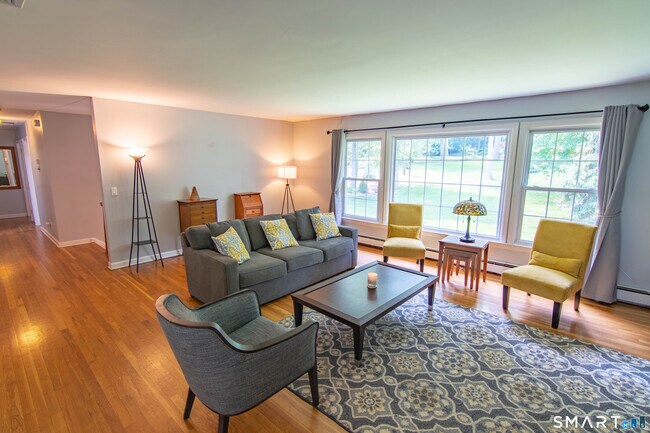 Foto del edificio - 113 Dogwood Ln