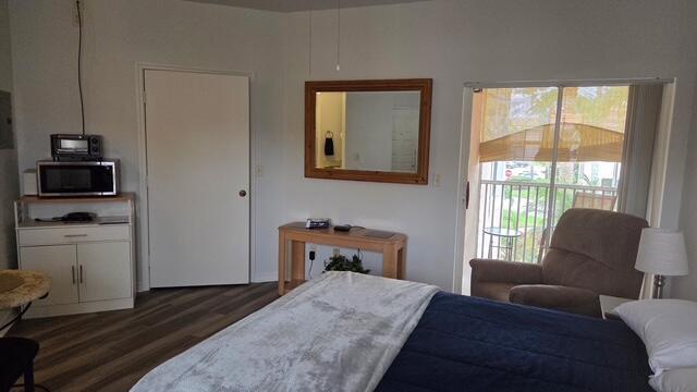 Building Photo - 10027 Perfect Dr