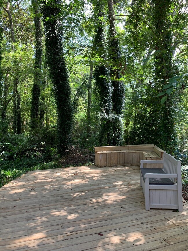 Building Photo - 3/2.5 Near Downtown Available July 25, 2026~ See appt instructions in txt