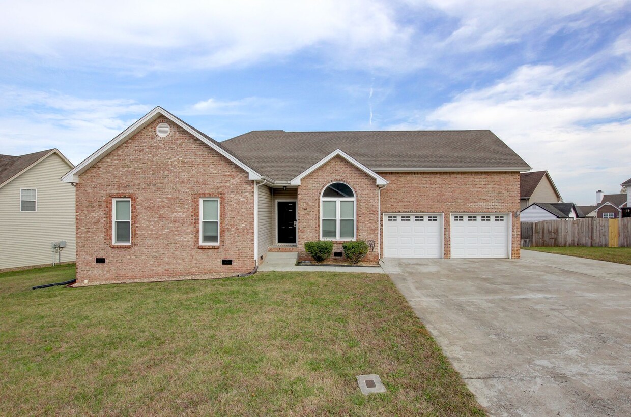 Primary Photo - Three Bedroom Home with Bonus Room