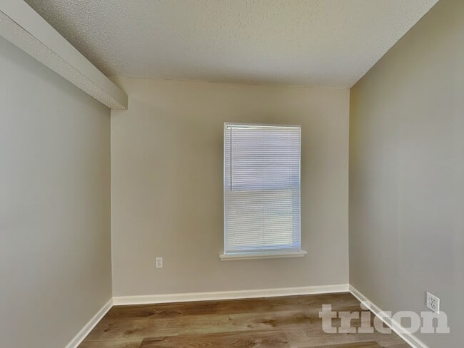 Building Photo - 4350 Jillian Dr