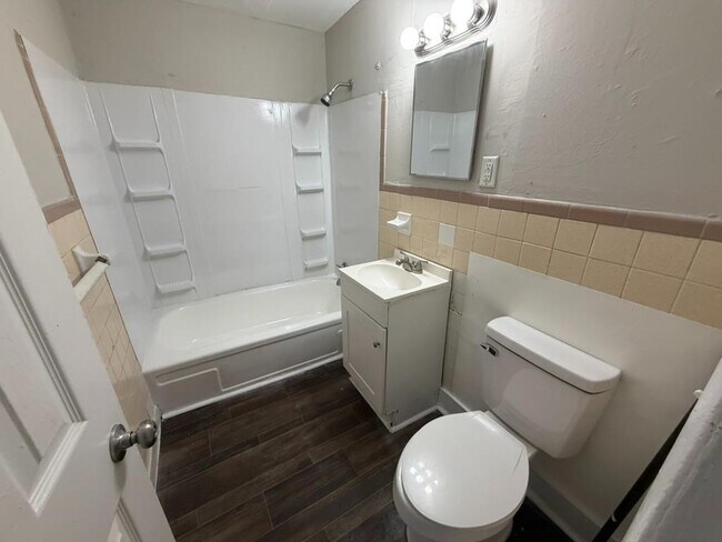 Foto del edificio - 6001 California Ave